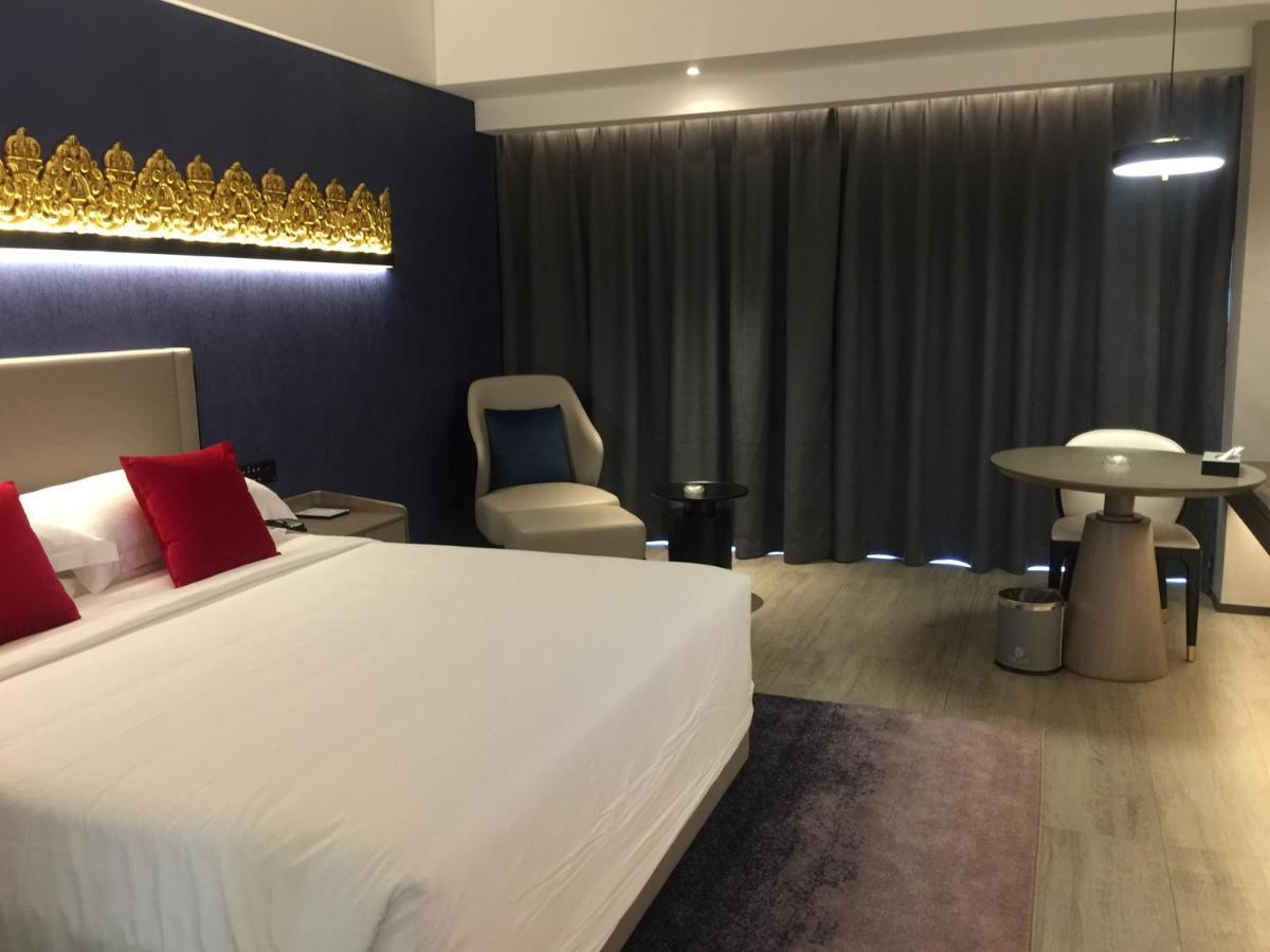 Tian Yi International Hotel 天艺国际酒店 Пном Пен Екстериор снимка