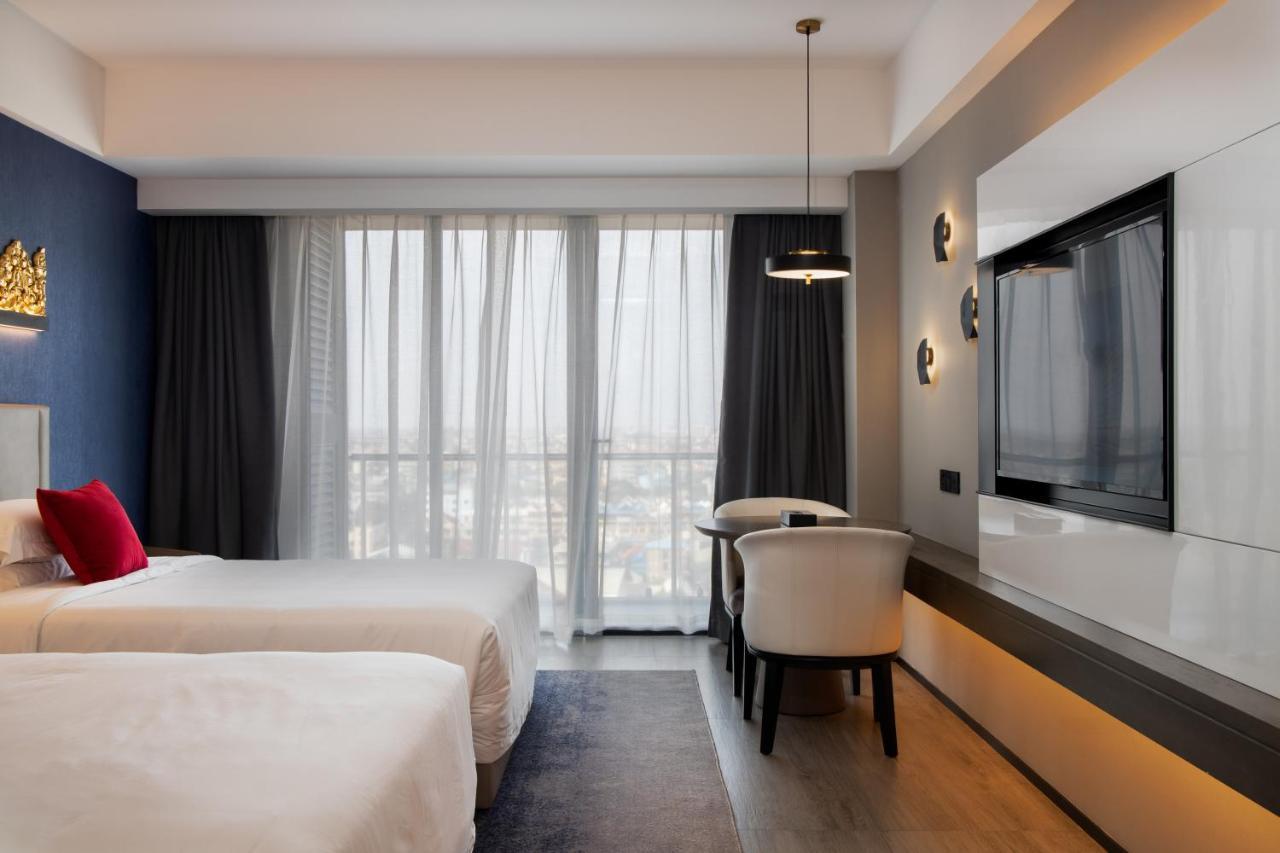 Tian Yi International Hotel 天艺国际酒店 Пном Пен Екстериор снимка